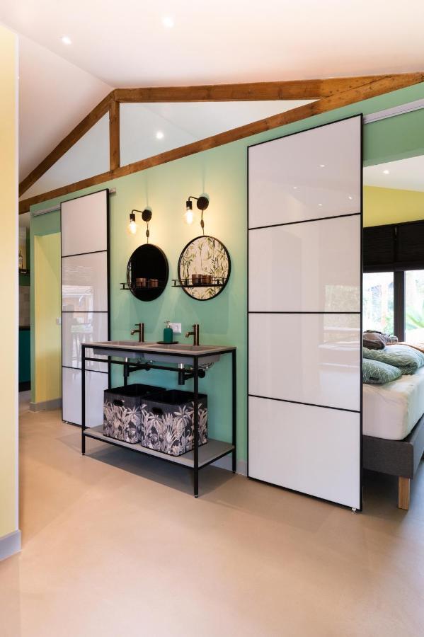 Zen-Bungalow No 1 Met Sauna En Hottub Rheezerveen Luaran gambar
