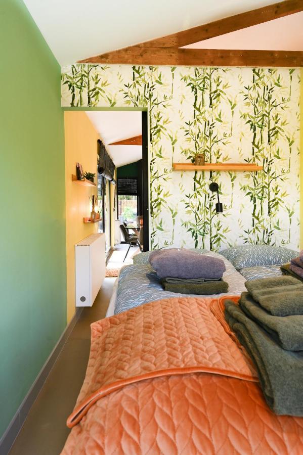 Zen-Bungalow No 1 Met Sauna En Hottub Rheezerveen Luaran gambar