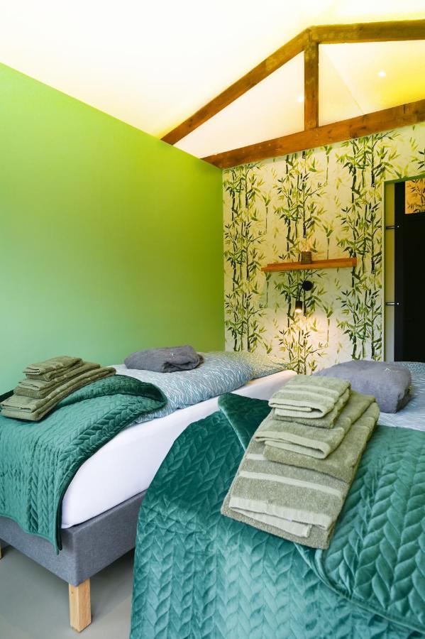 Zen-Bungalow No 1 Met Sauna En Hottub Rheezerveen Luaran gambar